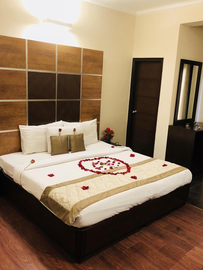 King Room with Balcony (Port Side)